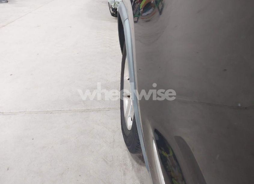 Photo 17 of 2012 Jeep Grand CHEROKEE OVERLAND (VIN 1C4RJFCT5CC185517)