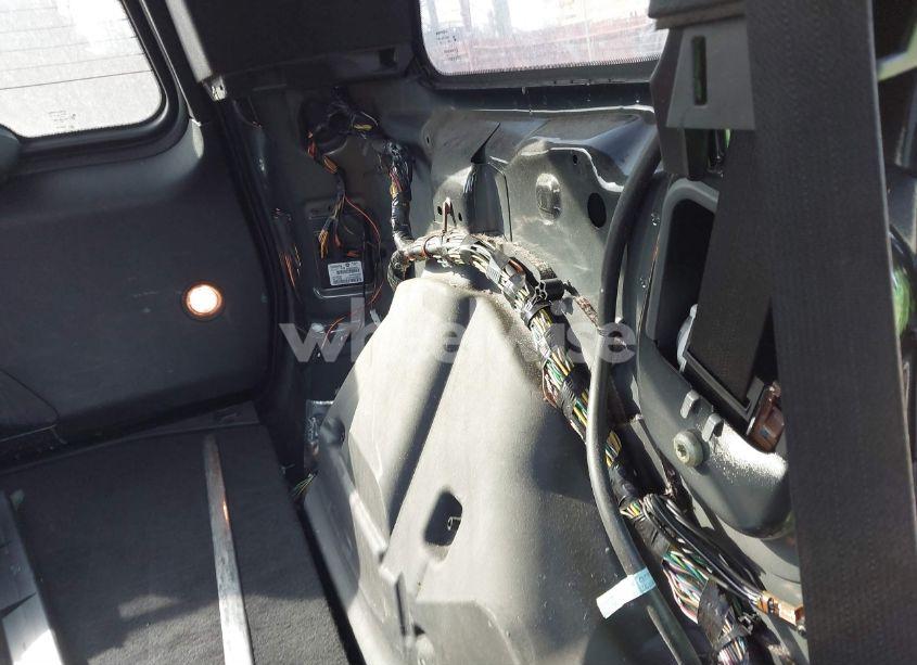 Photo 12 of 2012 Jeep Grand CHEROKEE OVERLAND (VIN 1C4RJFCT5CC192242)