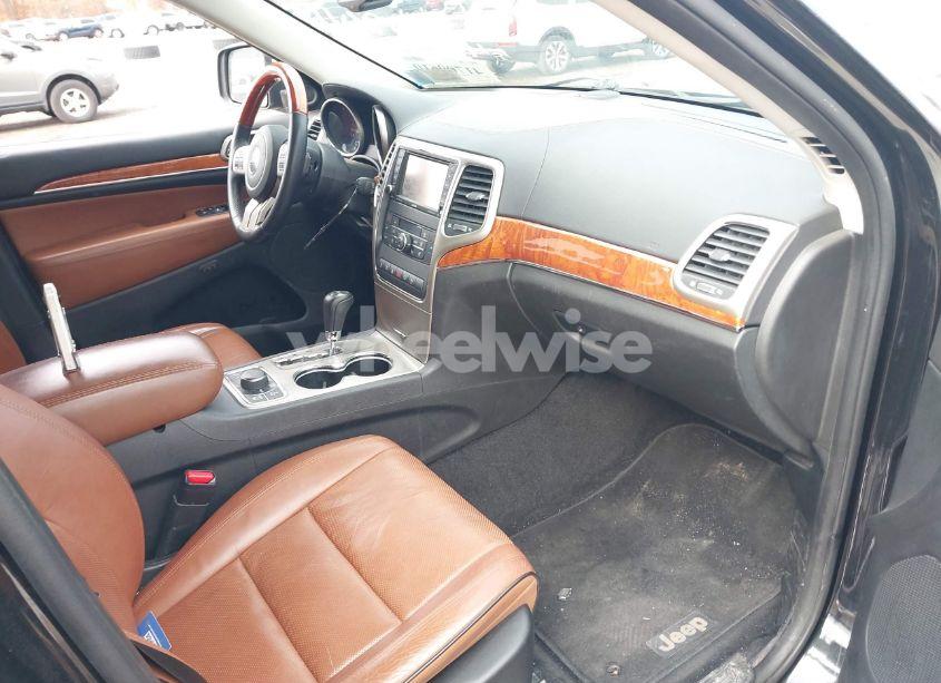 Photo 5 of 2013 Jeep Grand CHEROKEE OVERLAND (VIN 1C4RJFCT5DC536122)