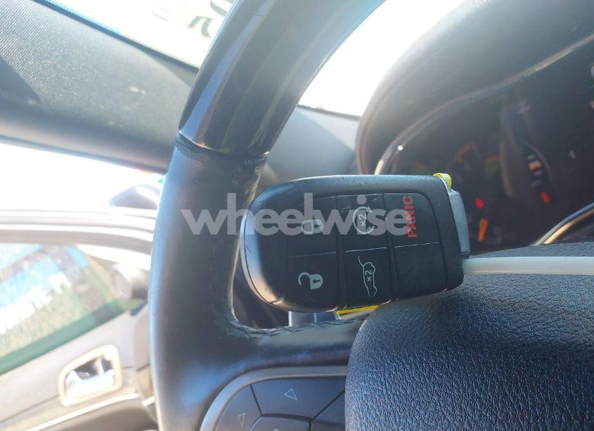 Photo 11 of 2014 Jeep Grand CHEROKEE OVERLAND (VIN 1C4RJFCT5EC105880)