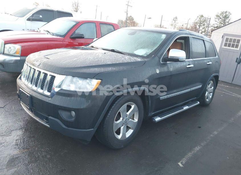 Photo 2 of 2013 Jeep Grand CHEROKEE OVERLAND (VIN 1C4RJFCT6DC524240)