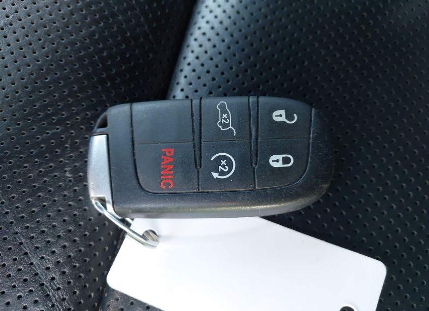 Photo 11 of 2016 Jeep Grand CHEROKEE HIGH ALTITUDE (VIN 1C4RJFCT6GC372111)