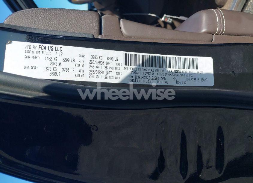 Photo 9 of 2018 Jeep Grand CHEROKEE OVERLAND 4X4 (VIN 1C4RJFCT6JC102660)