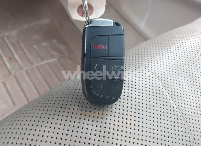 Photo 11 of 2014 Jeep Grand CHEROKEE OVERLAND (VIN 1C4RJFCT8EC105789)