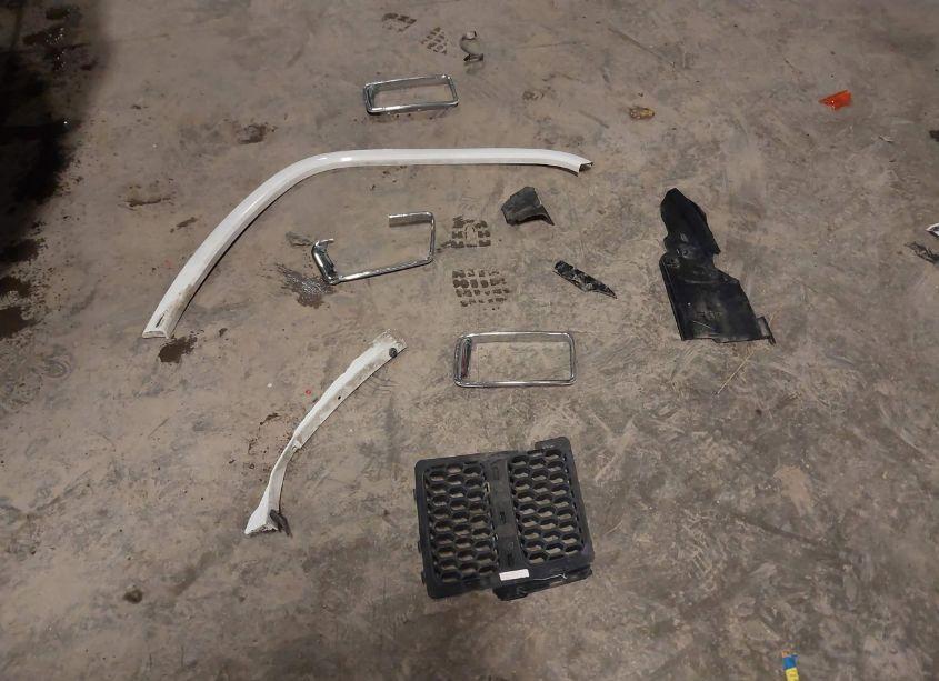 Photo 12 of 2014 Jeep Grand CHEROKEE OVERLAND (VIN 1C4RJFCT8EC367618)