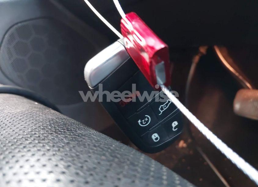 Photo 11 of 2015 Jeep Grand CHEROKEE OVERLAND (VIN 1C4RJFCT8FC705908)