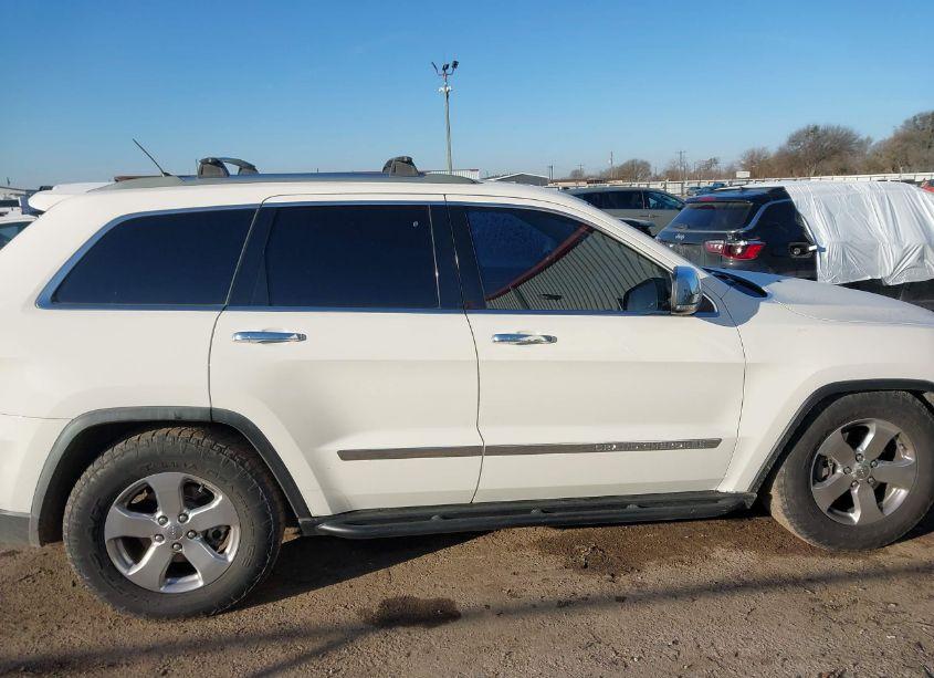 Photo 13 of 2012 Jeep Grand CHEROKEE OVERLAND (VIN 1C4RJFCT9CC182345)