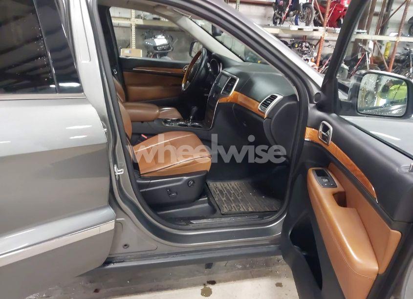 Photo 5 of 2013 Jeep Grand CHEROKEE OVERLAND (VIN 1C4RJFCT9DC524605)