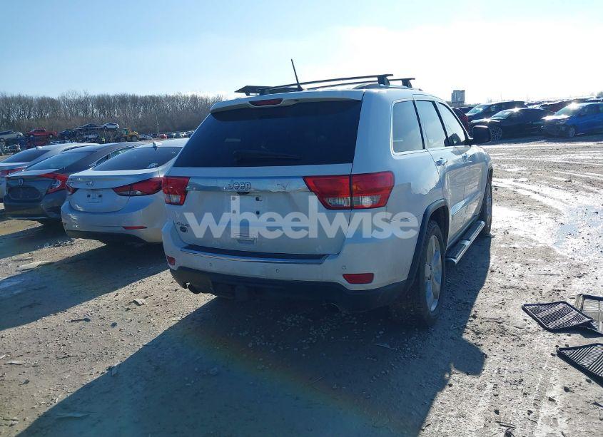 Photo 16 of 2013 Jeep Grand CHEROKEE OVERLAND (VIN 1C4RJFCT9DC543879)