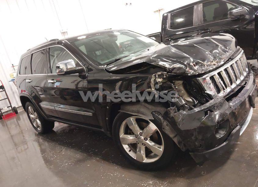 Photo 13 of 2013 Jeep Grand CHEROKEE OVERLAND SUMMIT (VIN 1C4RJFCT9DC568376)