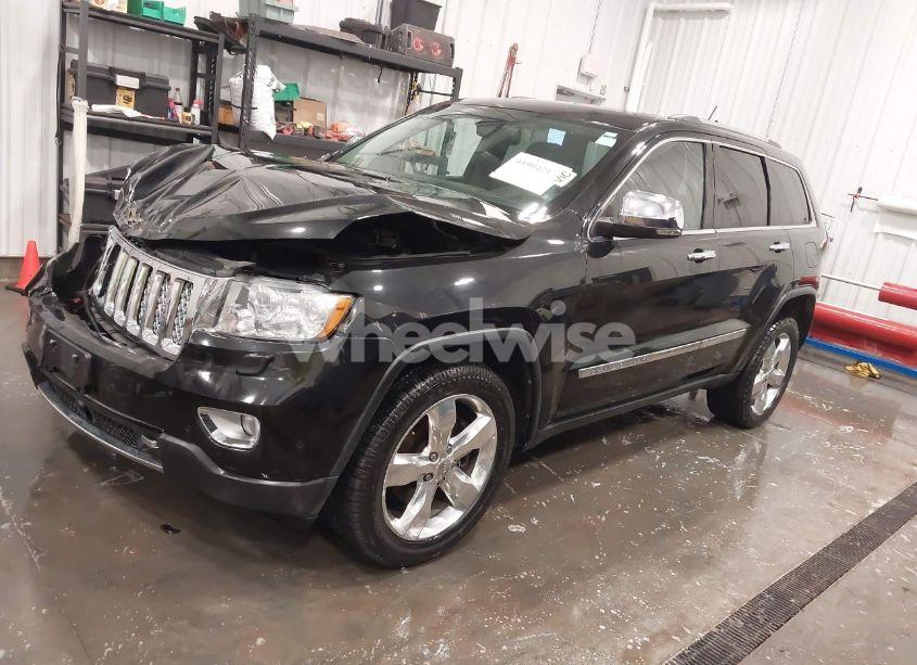 Photo 2 of 2013 Jeep Grand CHEROKEE OVERLAND SUMMIT (VIN 1C4RJFCT9DC568376)