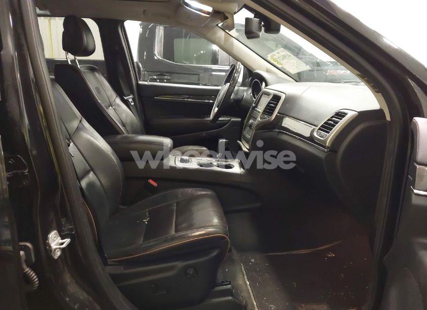 Photo 5 of 2013 Jeep Grand CHEROKEE OVERLAND SUMMIT (VIN 1C4RJFCT9DC568376)