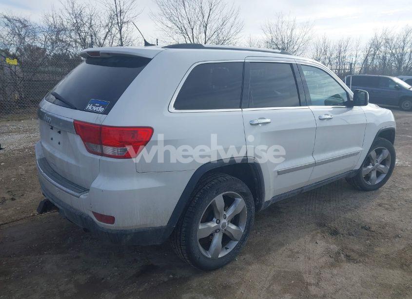 Photo 4 of 2013 Jeep Grand CHEROKEE OVERLAND (VIN 1C4RJFCT9DC596548)