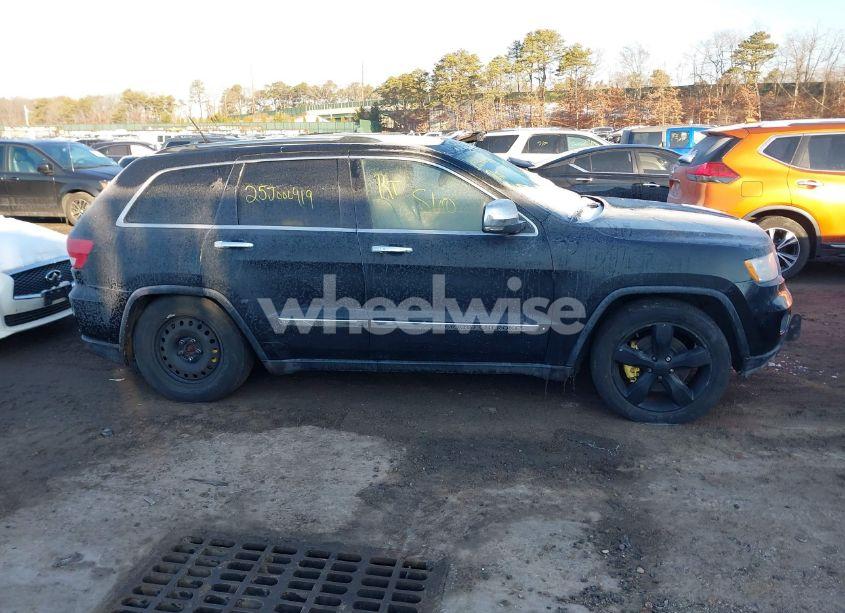 Photo 12 of 2013 Jeep Grand CHEROKEE OVERLAND (VIN 1C4RJFCTXDC524418)