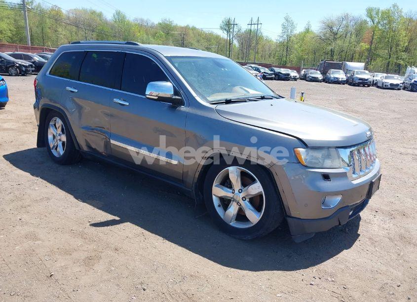 2013 Jeep Grand CHEROKEE OVERLAND SUMMIT (VIN 1C4RJFCTXDC555233) main photo