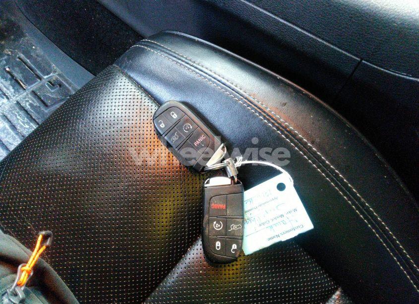 Photo 11 of 2016 Jeep Grand CHEROKEE OVERLAND (VIN 1C4RJFCTXGC305754)