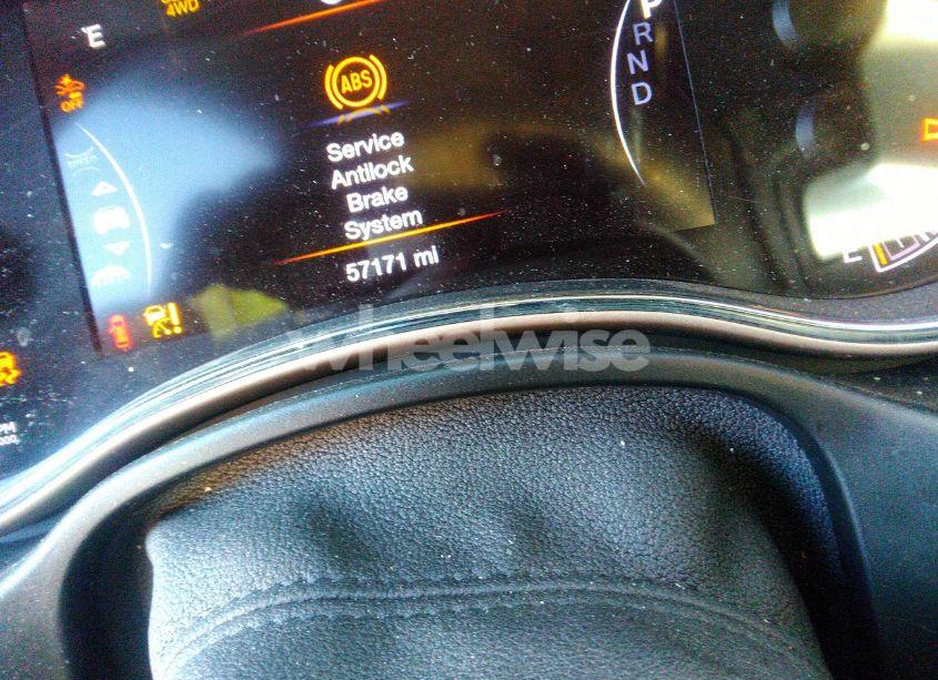 Photo 15 of 2016 Jeep Grand CHEROKEE OVERLAND (VIN 1C4RJFCTXGC305754)