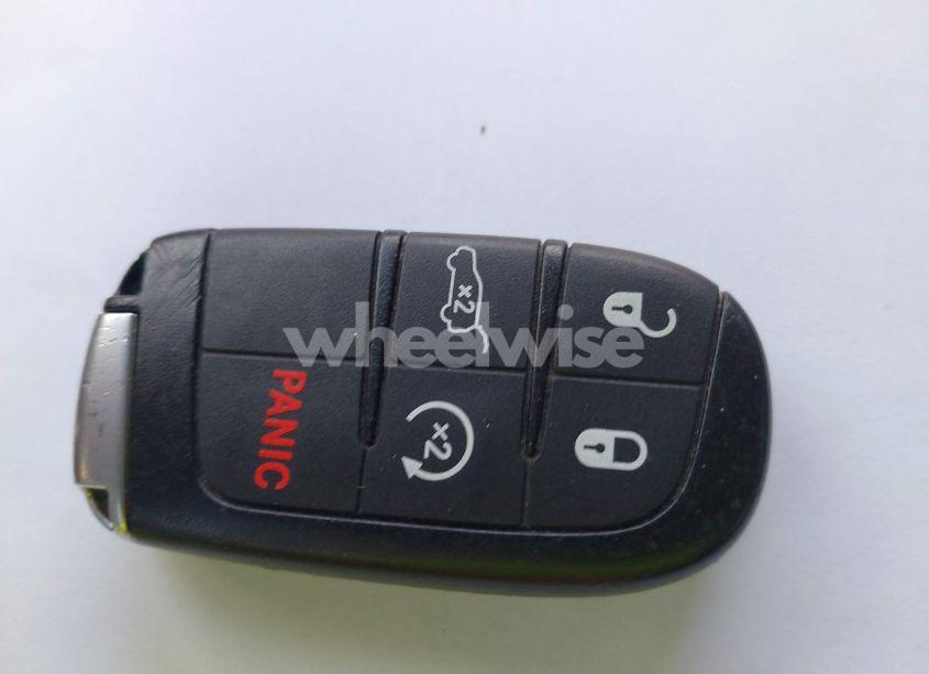 Photo 11 of 2017 Jeep Grand CHEROKEE OVERLAND 4X4 (VIN 1C4RJFCTXHC676236)