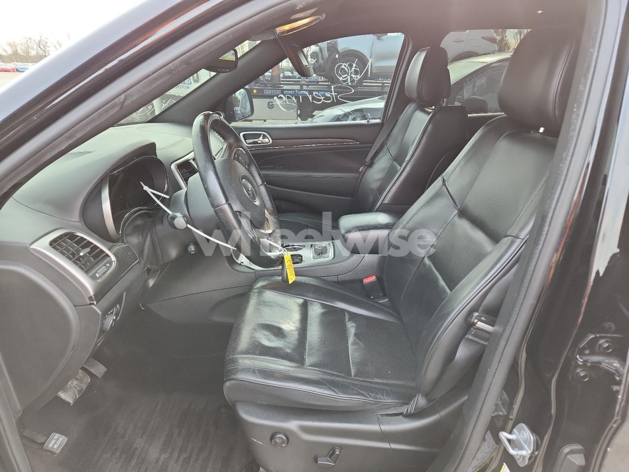 Photo 7 of 2018 JEEP GRAND CHEROKEE OVERLAND (VIN 1C4RJFCTXJC233946)