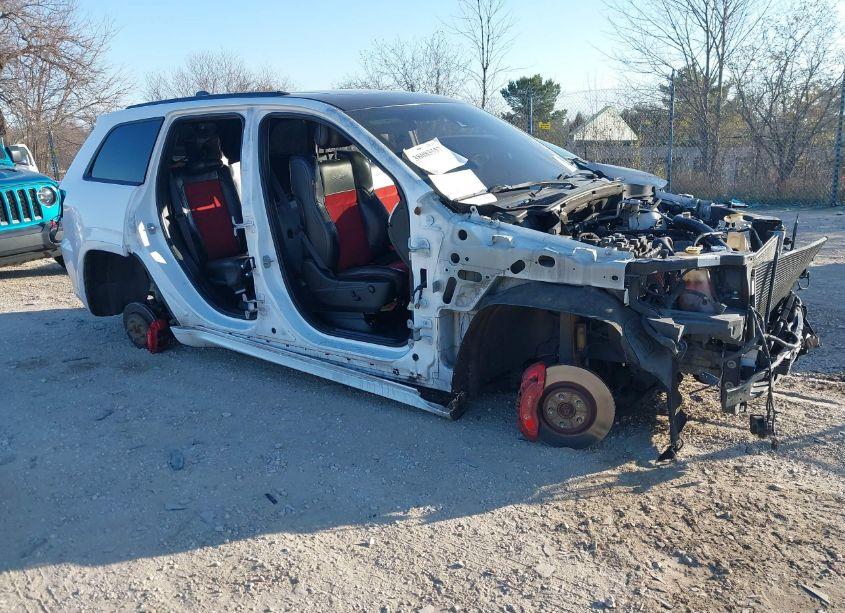 2015 Jeep Grand CHEROKEE SRT (VIN 1C4RJFDJ0FC733831) main photo