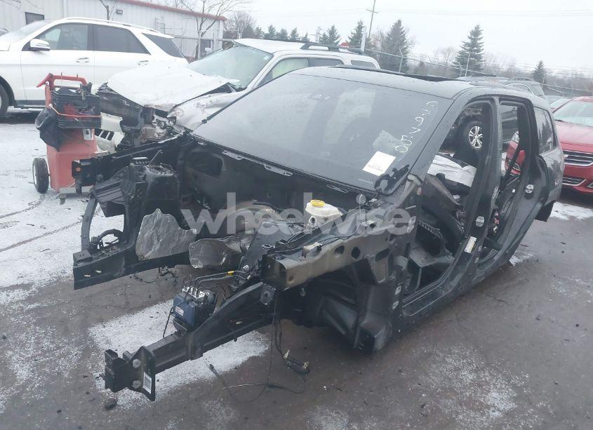 Photo 2 of 2019 Jeep Grand CHEROKEE SRT (VIN 1C4RJFDJ0KC679750)