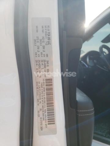 Photo 7 of 2015 JEEP GRAND CHEROKEE SRT-8 (VIN 1C4RJFDJ1FC912170)