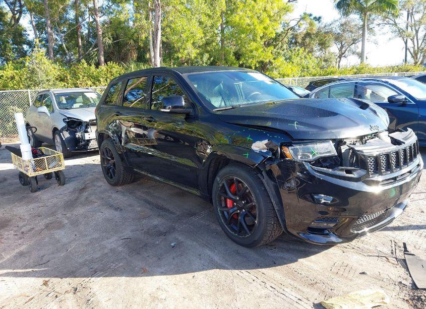 2018 Jeep Grand CHEROKEE SRT 4X4 (VIN 1C4RJFDJ1JC342910) main photo