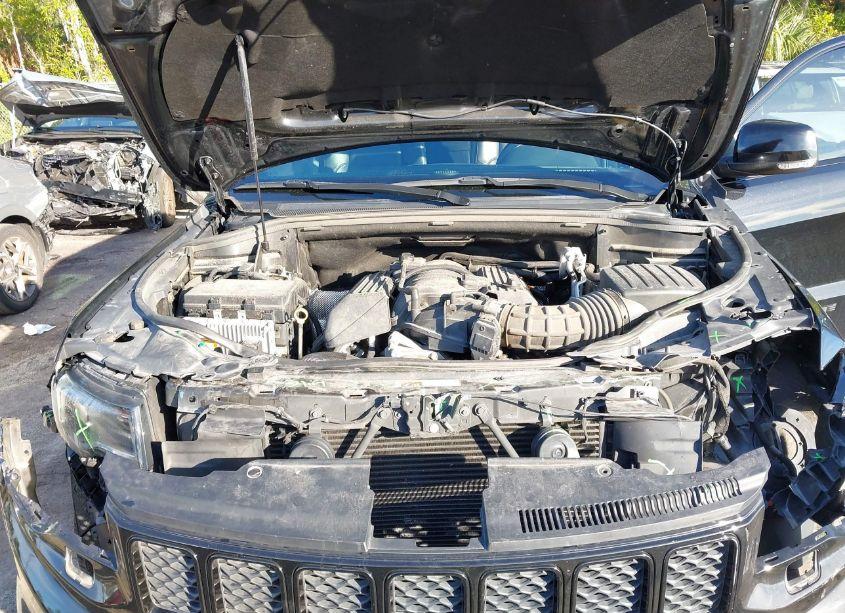 Photo 10 of 2018 Jeep Grand CHEROKEE SRT 4X4 (VIN 1C4RJFDJ1JC342910)