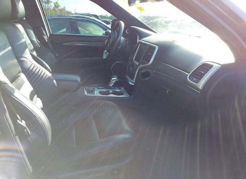 Photo 5 of 2018 Jeep Grand CHEROKEE SRT 4X4 (VIN 1C4RJFDJ1JC342910)