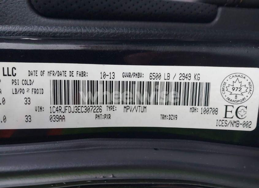 Photo 9 of 2014 Jeep Grand CHEROKEE SRT (VIN 1C4RJFDJ3EC307226)