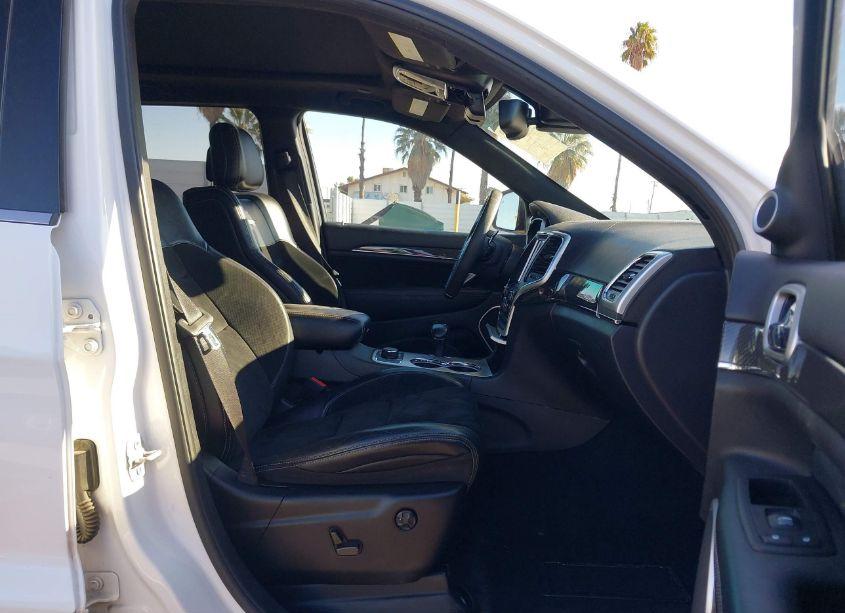 Photo 5 of 2015 Jeep Grand CHEROKEE SRT (VIN 1C4RJFDJ3FC827945)