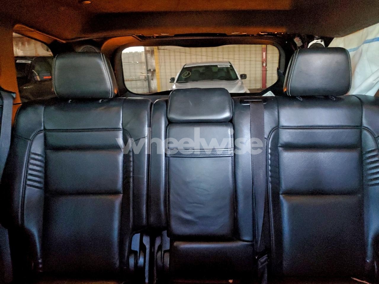 Photo 10 of 2017 JEEP GRAND CHEROKEE SRT-8 (VIN 1C4RJFDJ3HC694736)