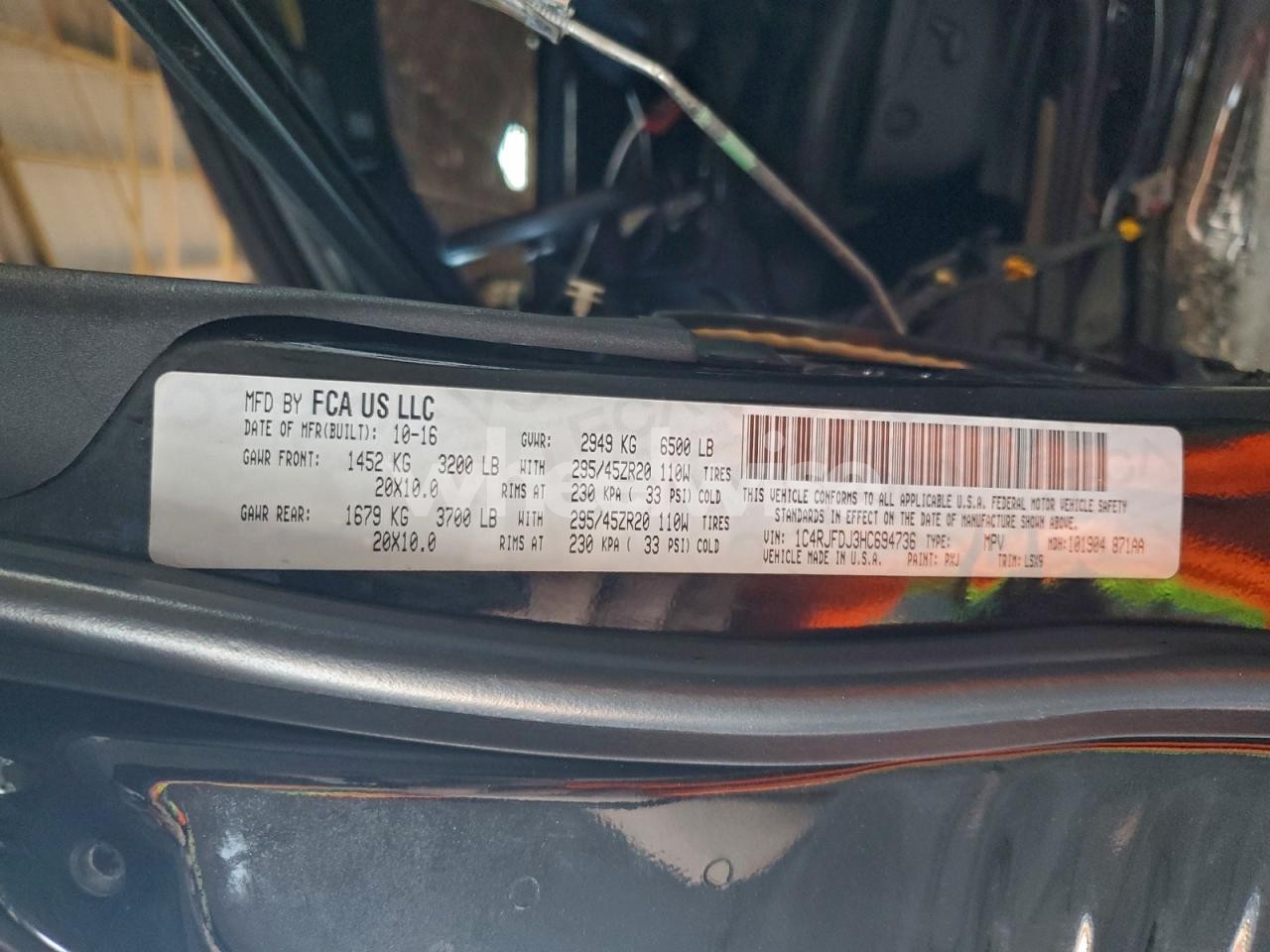 Photo 14 of 2017 JEEP GRAND CHEROKEE SRT-8 (VIN 1C4RJFDJ3HC694736)