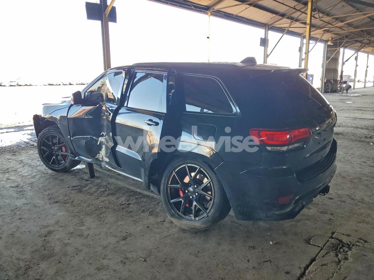 Photo 2 of 2017 JEEP GRAND CHEROKEE SRT-8 (VIN 1C4RJFDJ3HC694736)