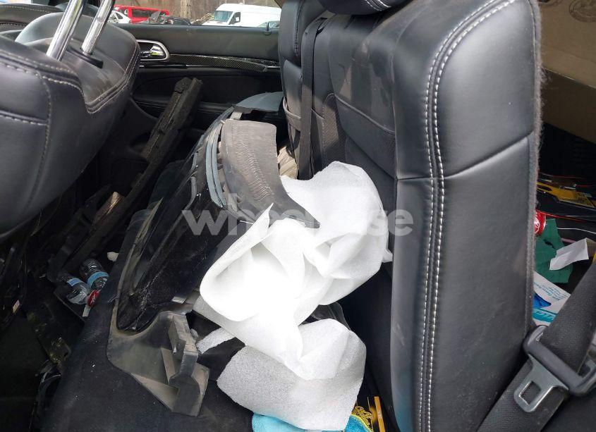 Photo 8 of 2012 Jeep Grand CHEROKEE SRT8 (VIN 1C4RJFDJ4CC206239)