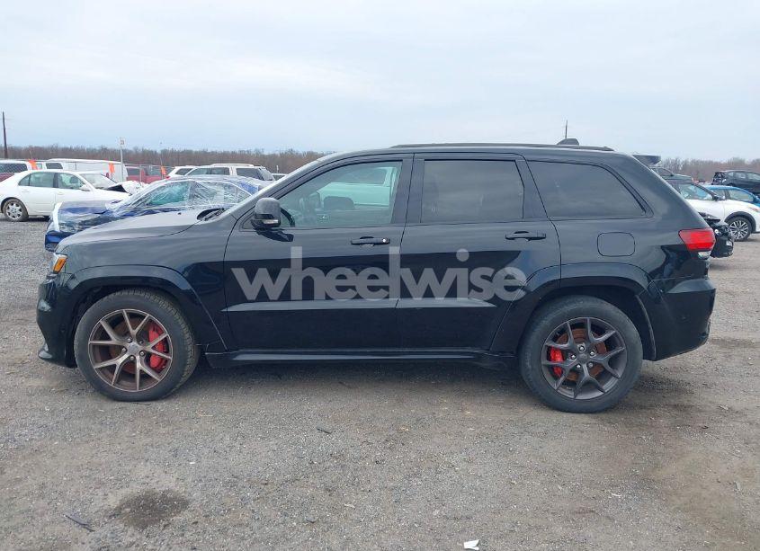 Photo 13 of 2017 Jeep Grand CHEROKEE SRT (VIN 1C4RJFDJ4HC849617)