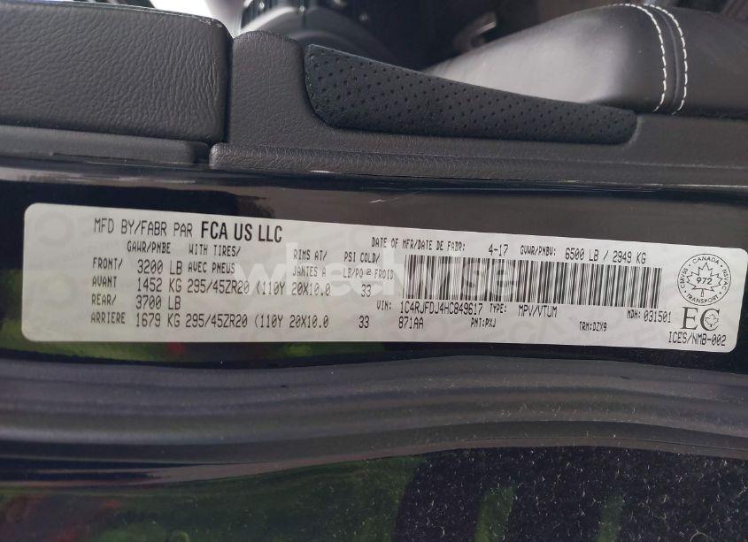 Photo 9 of 2017 Jeep Grand CHEROKEE SRT (VIN 1C4RJFDJ4HC849617)