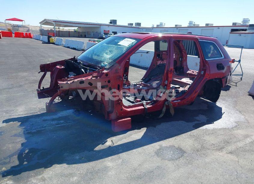 Photo 16 of 2015 Jeep Grand CHEROKEE SRT (VIN 1C4RJFDJ5FC118238)