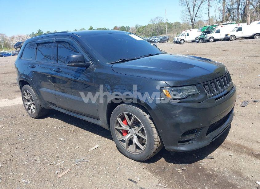 2017 Jeep Grand CHEROKEE SRT 4X4 (VIN 1C4RJFDJ5HC688694) main photo