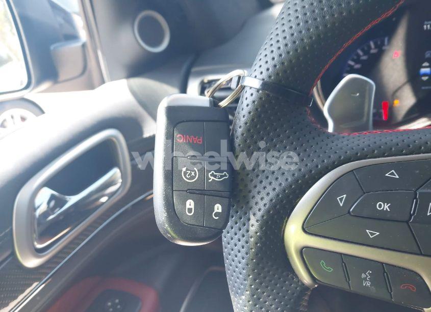 Photo 11 of 2017 Jeep Grand CHEROKEE SRT 4X4 (VIN 1C4RJFDJ5HC688694)