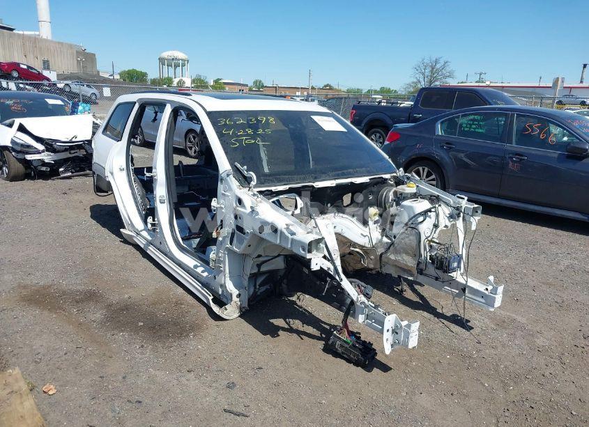 2018 Jeep Grand CHEROKEE SRT (VIN 1C4RJFDJ5JC432402) main photo