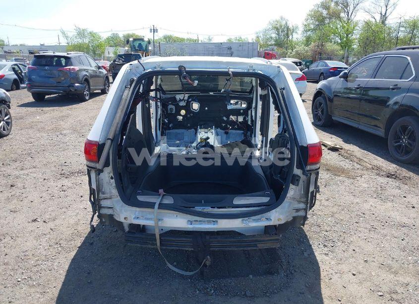 Photo 16 of 2018 Jeep Grand CHEROKEE SRT (VIN 1C4RJFDJ5JC432402)