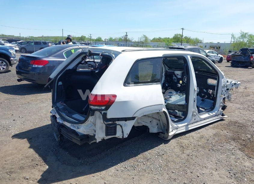 Photo 4 of 2018 Jeep Grand CHEROKEE SRT (VIN 1C4RJFDJ5JC432402)