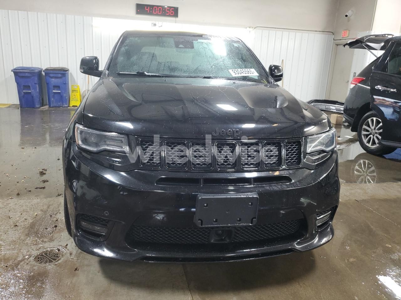 Photo 5 of 2018 JEEP GRAND CHEROKEE SRT-8 N/A (VIN 1C4RJFDJ5JC446963)