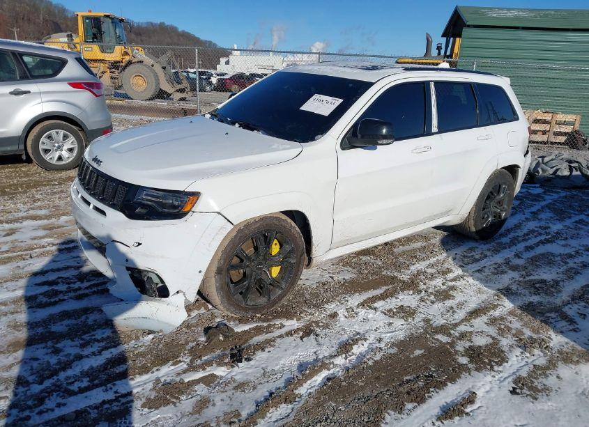 Photo 2 of 2015 Jeep Grand CHEROKEE SRT (VIN 1C4RJFDJ6FC634088)