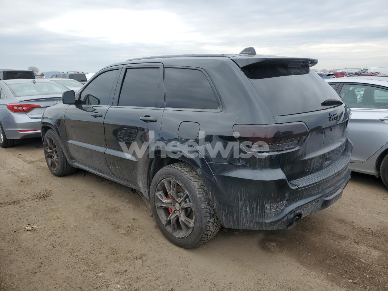 Photo 2 of 2015 JEEP GRAND CHEROKEE SRT-8 (VIN 1C4RJFDJ6FC762895)