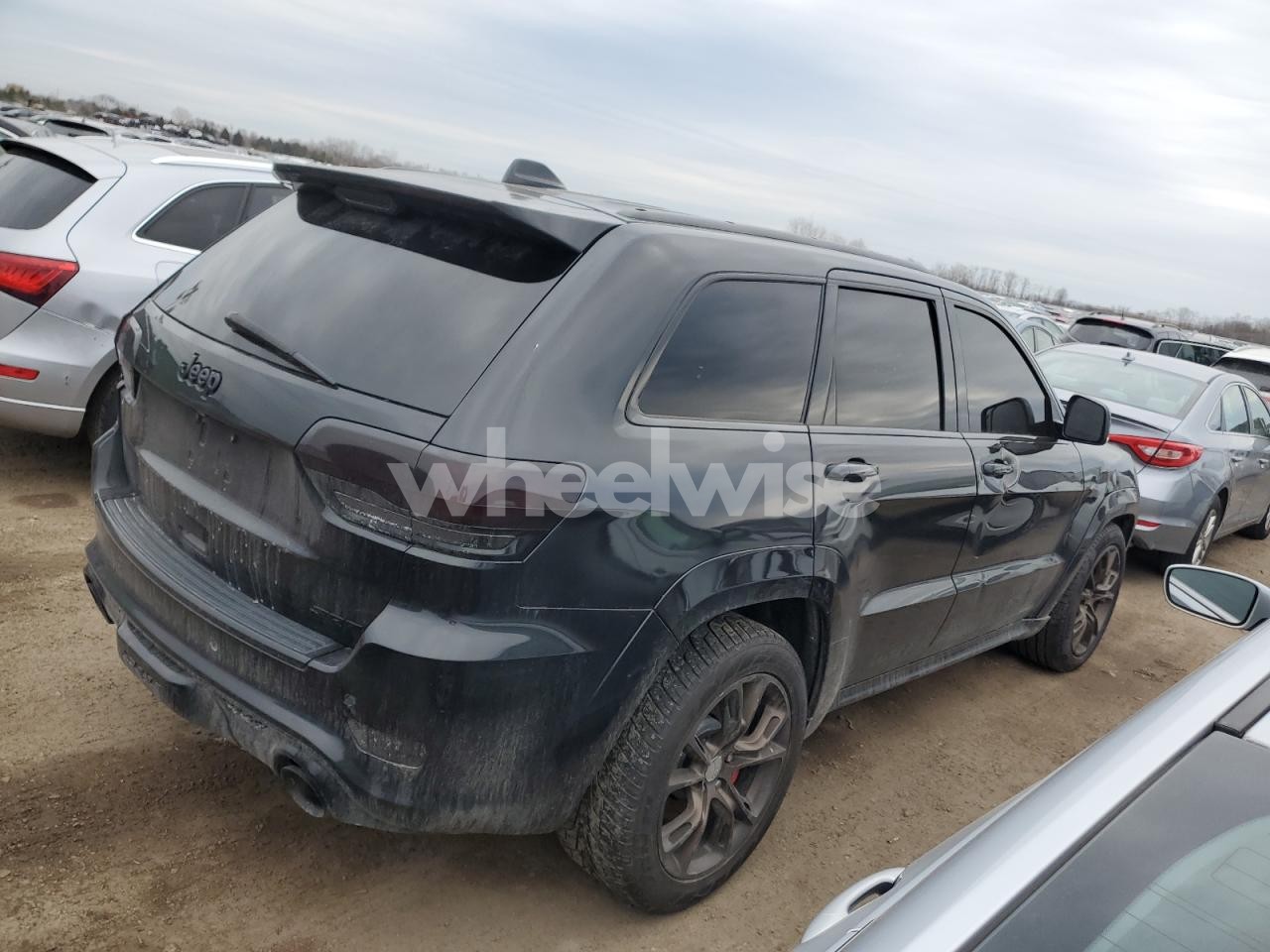 Photo 3 of 2015 JEEP GRAND CHEROKEE SRT-8 (VIN 1C4RJFDJ6FC762895)