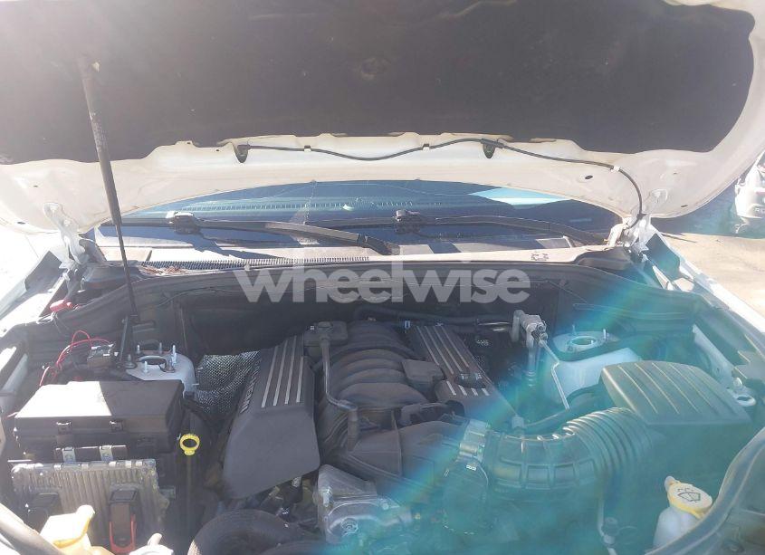 Photo 10 of 2017 Jeep Grand CHEROKEE SRT 4X4 (VIN 1C4RJFDJ6HC754640)