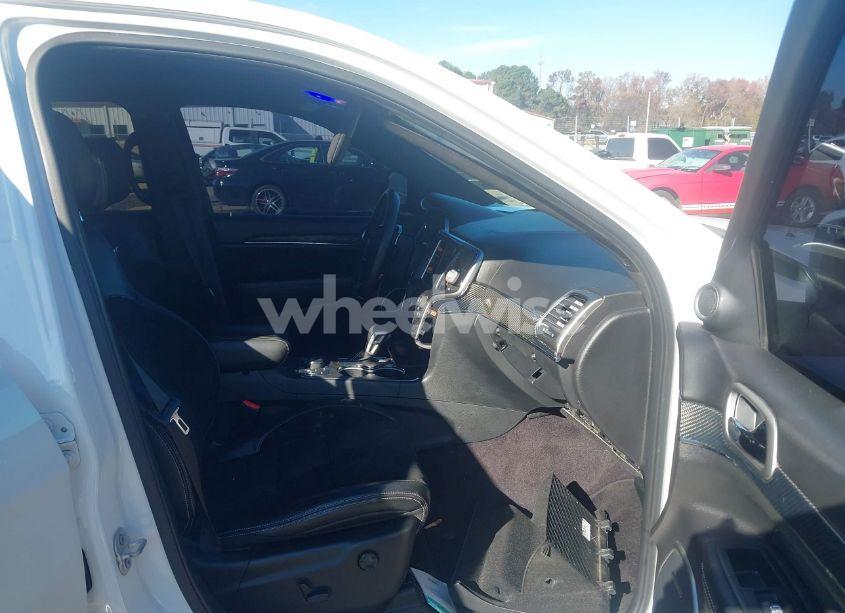 Photo 5 of 2017 Jeep Grand CHEROKEE SRT 4X4 (VIN 1C4RJFDJ6HC754640)