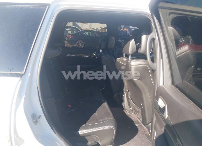 Photo 8 of 2017 Jeep Grand CHEROKEE SRT 4X4 (VIN 1C4RJFDJ6HC754640)